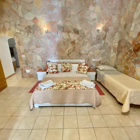 Casa Fiorita * Syracuse